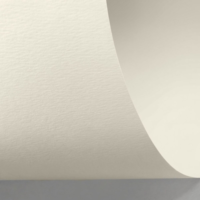 Papier Rives Tradition Pale Cream 120g/m² 700 mm x 1000 mm Paquet de 250 feuilles